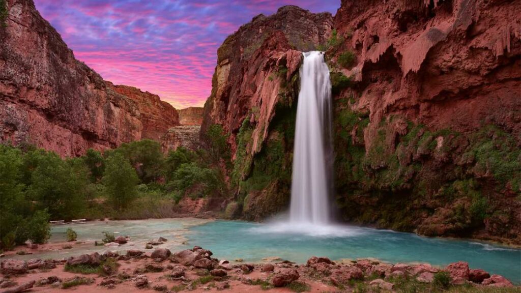 Must-Visit Waterfalls In the USA