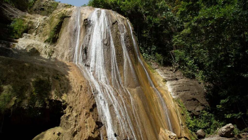 Best Waterfalls In Jamaica