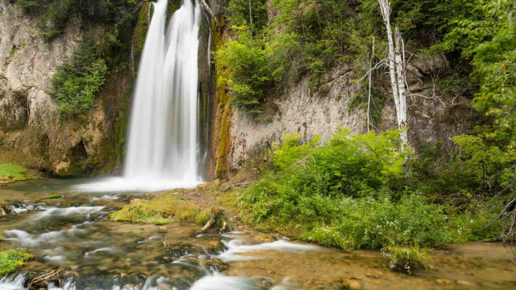 Best Waterfalls In South Dakota