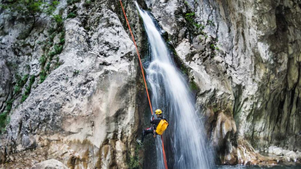 Best Waterfalls In Utah