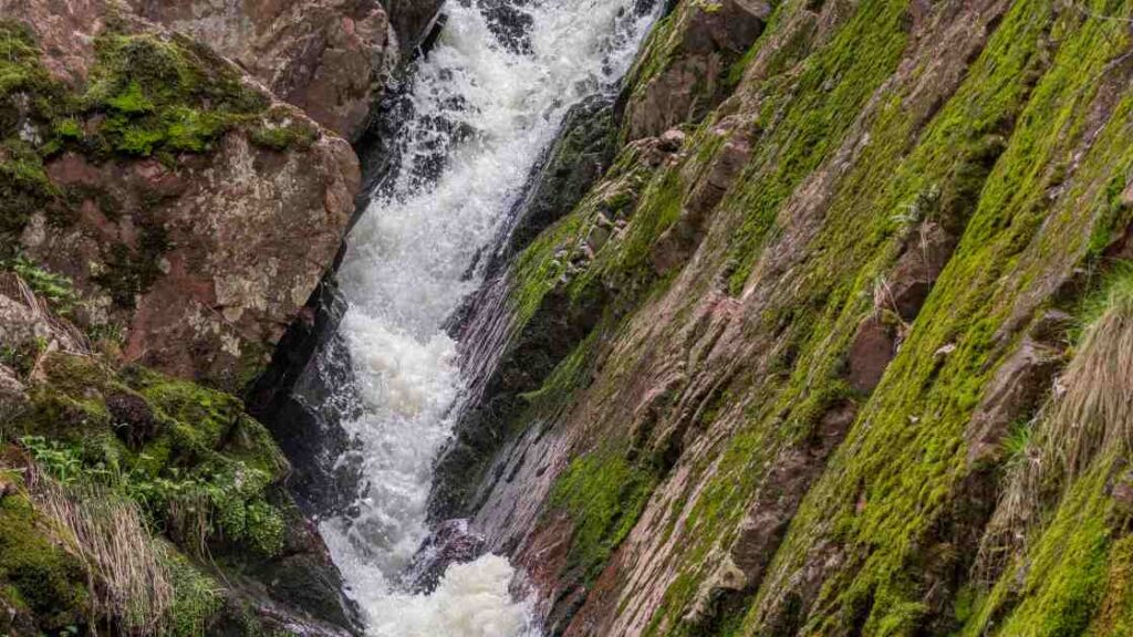 best waterfalls in Wisconsin