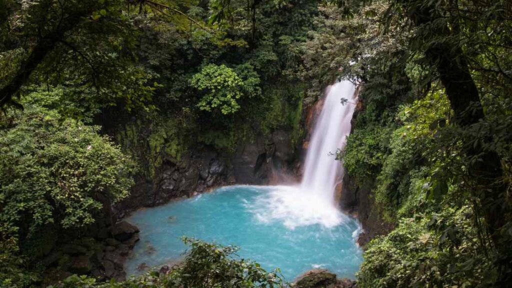Best Waterfalls In Costa Rica