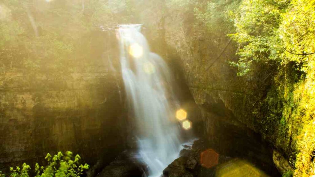 Best Waterfalls In Michigan